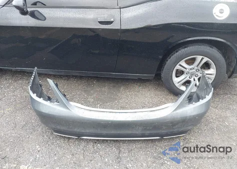 2018 Mercedes-Benz C 300 z USA, uszkodzony, nr VIN 55SWF4JB4JU275114